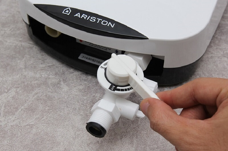 Nguyên nhân khiến bình nóng lạnh Ariston không nóng Sửa bình nóng lạnh Ariston không nóng